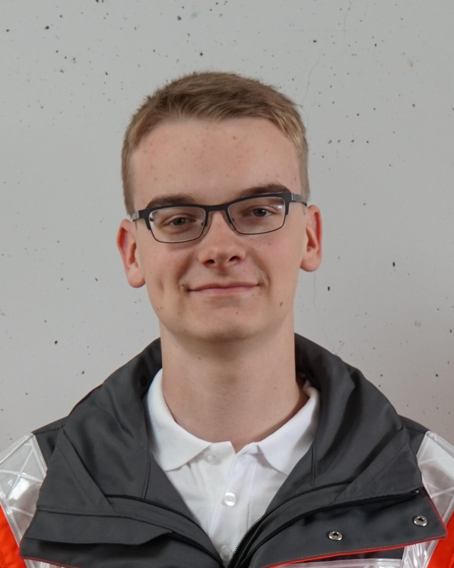 Holzapfel, Lukas