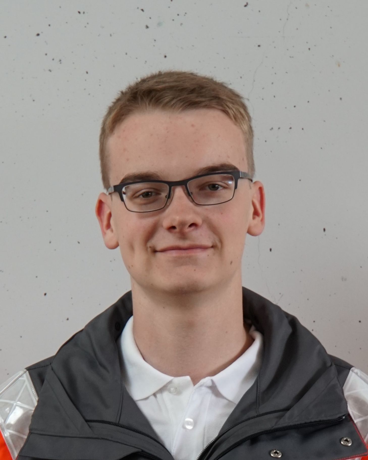 Holzapfel, Lukas